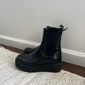 VAGABOND PLATFORM BOOTS